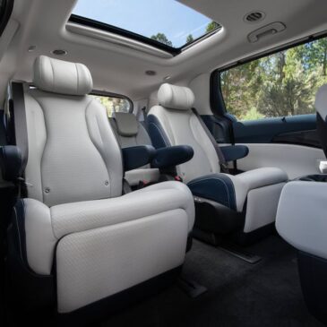 Asientos traseros de la Kia Carnival Hybrid SX Prestige 2026