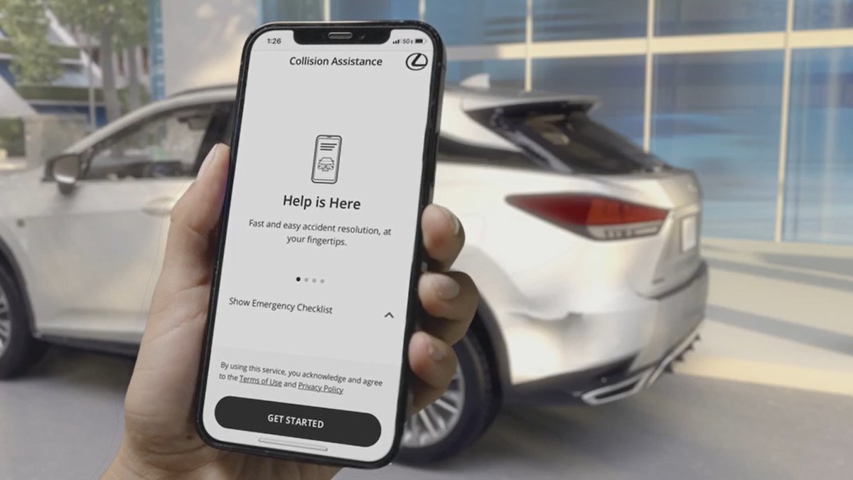 Lexus Debuts Mobile Collision Assistance