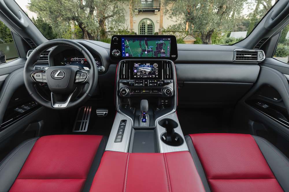 lexus-lx-700h-f-sport-2025-interior-cabin