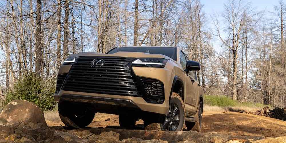 Lexus LX 700h Overtrail 2026: análisis de un SUV extremo