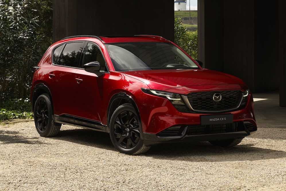 mazda-cx-5-s-premium-plus-2026-front-three-quarter-view
