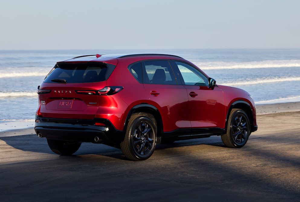 mazda-cx-5-s-premium-plus-2026-rear-three-quarter-view