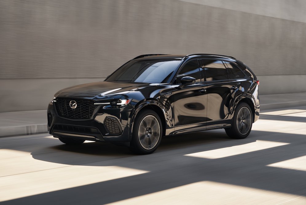 mazda-cx-70-turbo-s-premium-plus-2026-front-three-quarter view