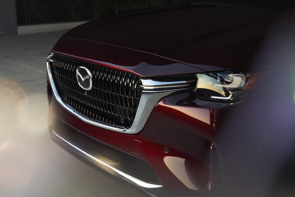 Mazda CX-90 PHEV Premium Plus 2026 mostrando parrilla frontal