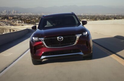 Mazda CX-90 PHEV Premium Plus 2026 visto de frente