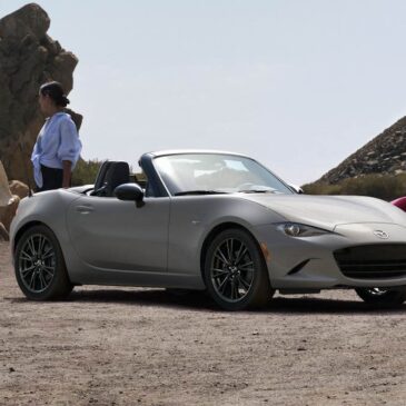 mazda-mx-5-miata-grand-touring-6mt-2026-front-three-quarter-view