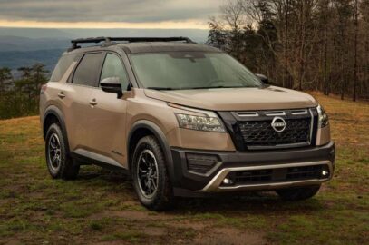 nissan-pathfinder-rock-creek-2026-front-three-quarter-view
