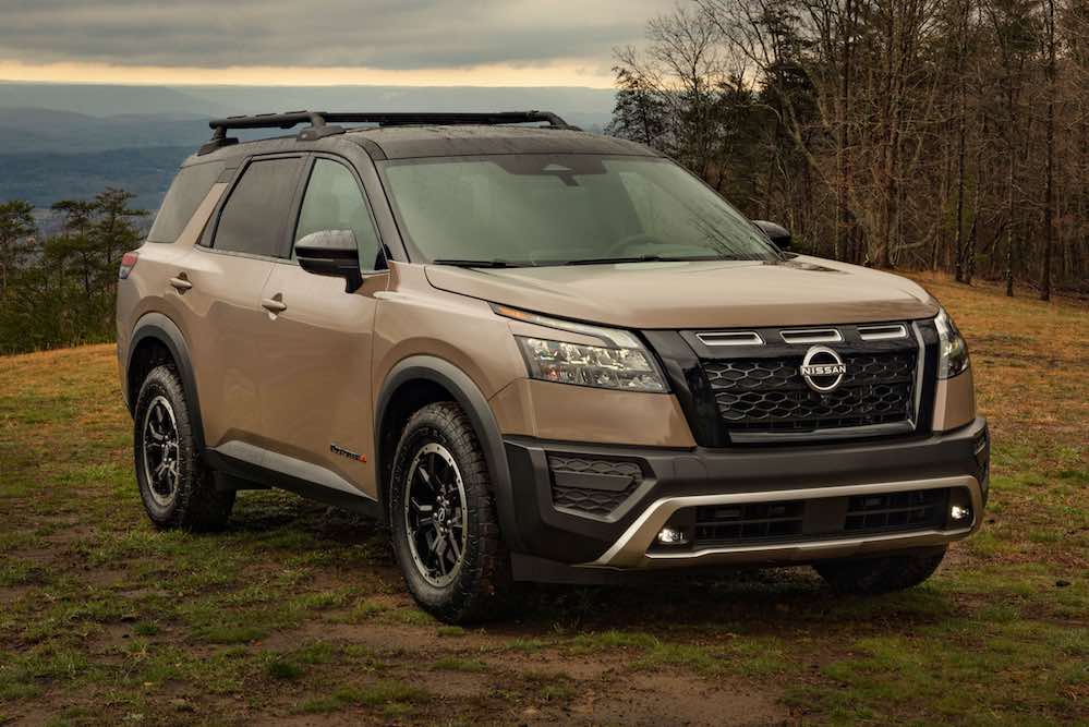 nissan-pathfinder-rock-creek-2026-front-three-quarter-view
