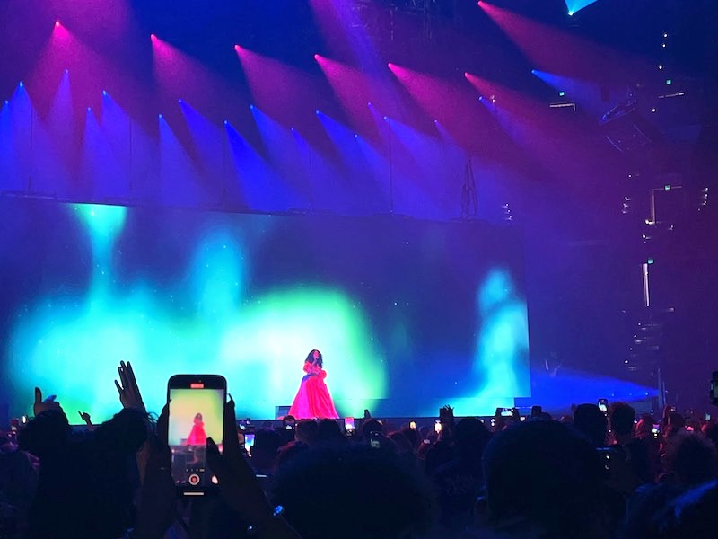 Marco Carvajal viajando al concierto de SZA en Tampa