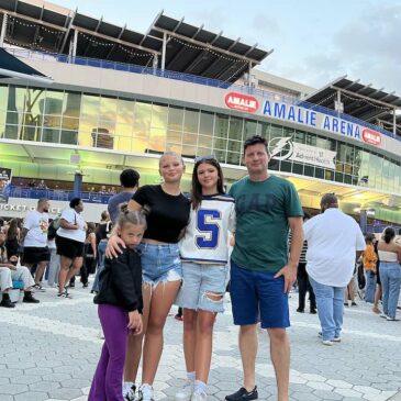 Marco Carvajal viajando al concierto de SZA