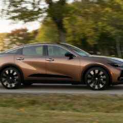 toyota-crown-platinum-2026-driving-on-road